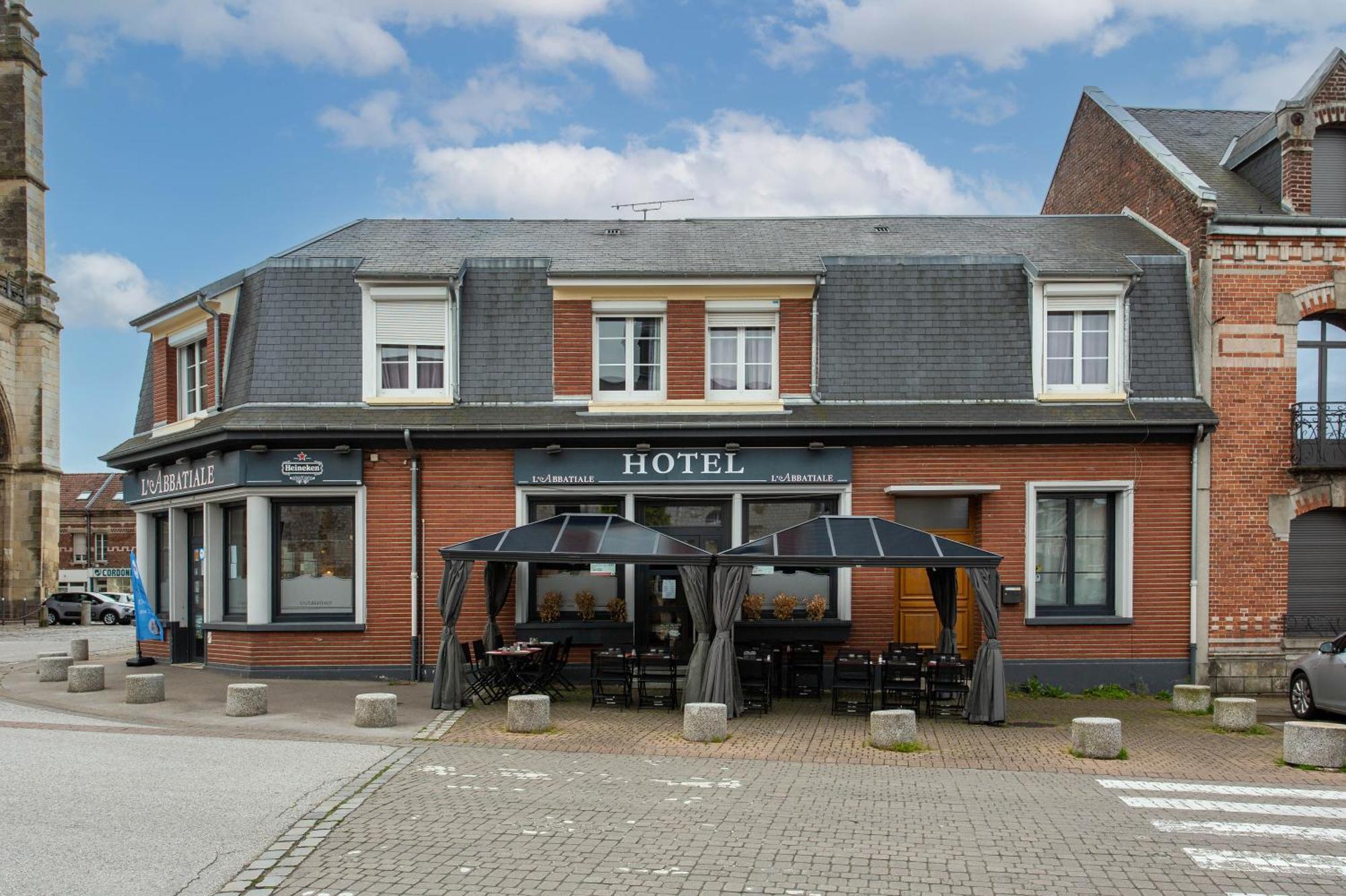 L'Abbatiale Otel Corbie Dış mekan fotoğraf